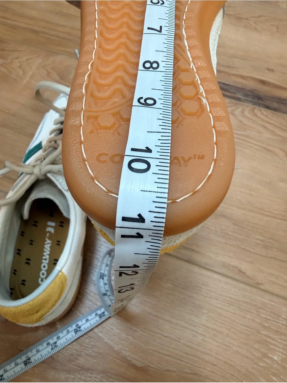 Coolway Goal Men’s Sneakers White Green Mustard Gum Sole Size 6 EU 40